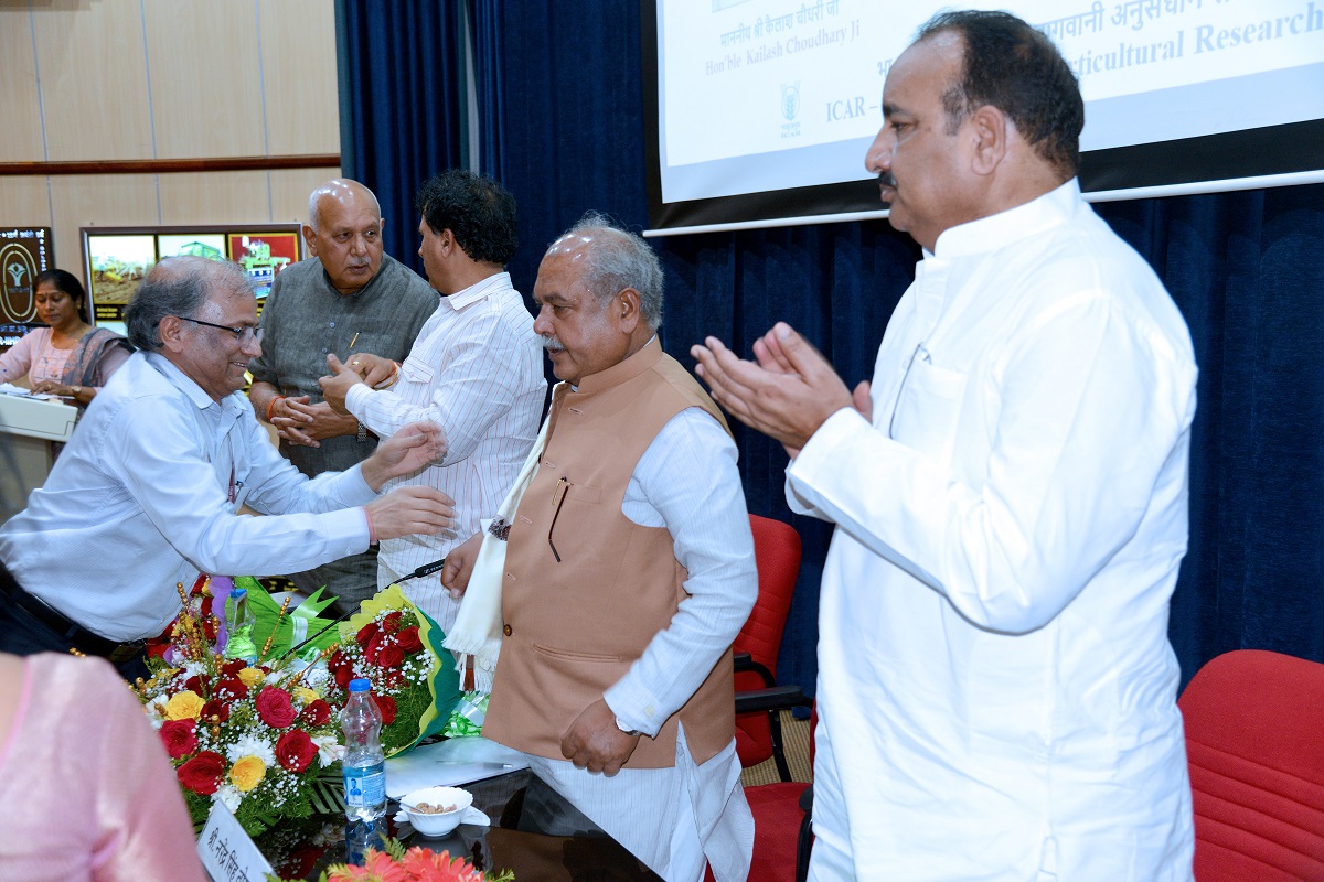 Honourable Union Minister for Agriculture and Farmers Welfare Shri. Narendra Singh Tomar ji visited ICAR-IIHR